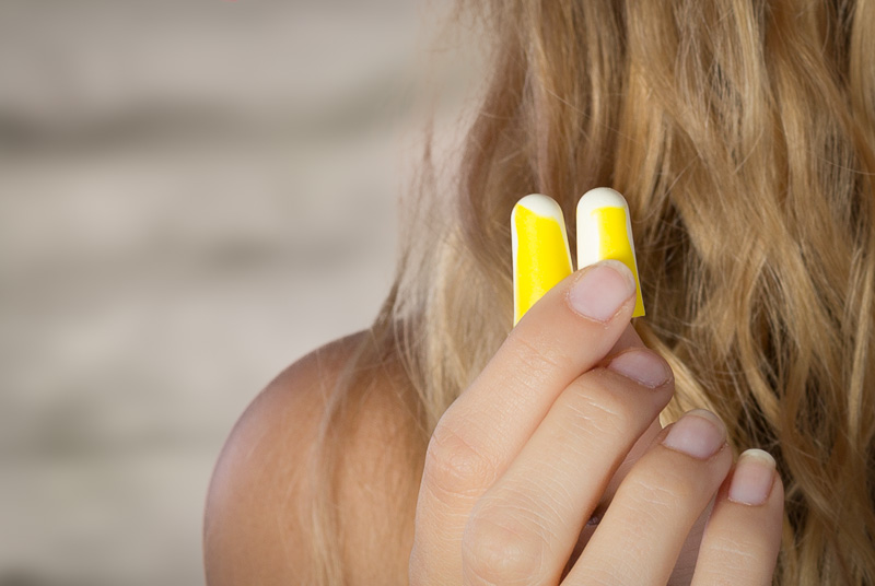 Bilsom Gehörschutz - weiche Schaumstoff-Ohrstöpsel in Gelb und weiß